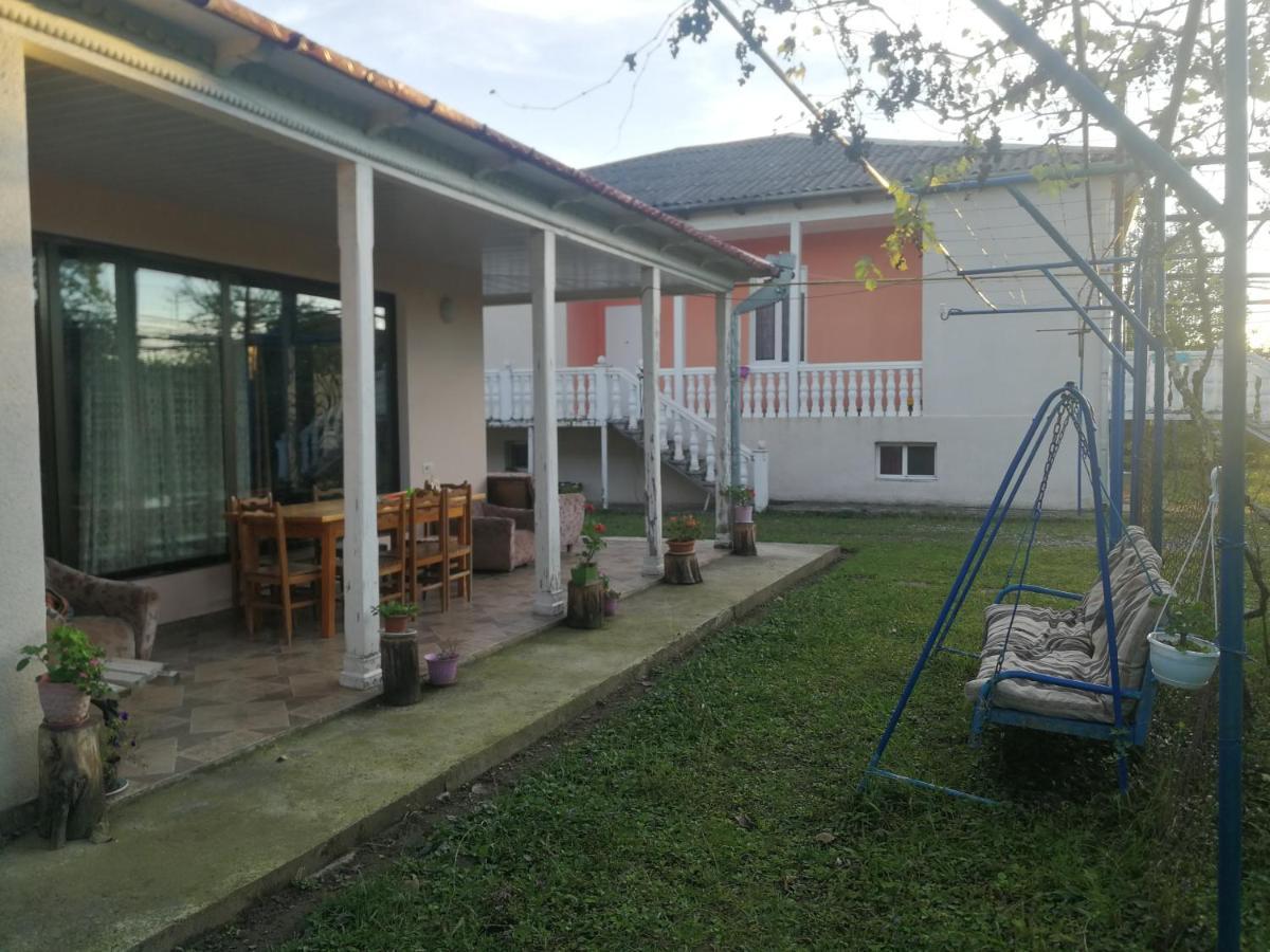 Nini'S Sweet House Hotel Matkhoji Bagian luar foto